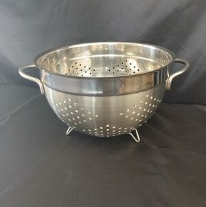 Stainless Steel Colander 3 Footed Food Strainer